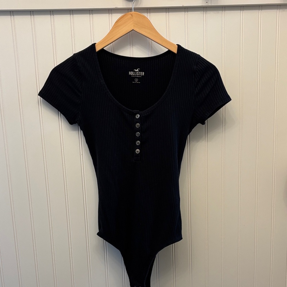 Hollister Black Button-Down Ribbed Bodysuit